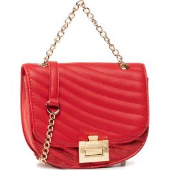 Torebka MONNARI - BAG2570-005 Czerwony. Czerwone torebki klasyczne damskie Monnari, bez wzorów, ze skóry ekologicznej, wizytowe, bez dodatków. W wyprzedaży za 129,00 zł.