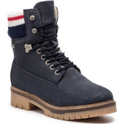 Trapery TAMARIS - 1-26083-31 Navy 805. Trapery damskie Tamaris. W wyprzedaży za 259,00 zł.