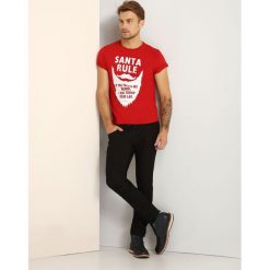 T-shirt krótki rękaw męski z nadrukiem. Czerwone t-shirty męskie Top Secret, na zimę, xl, z nadrukiem, z bawełny, bez kołnierzyka, krótkie. W wyprzedaży za 14,99 zł.