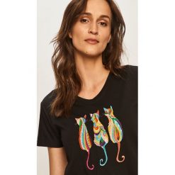 Answear - T-shirt. Czarne bluzki damskie ANSWEAR, s, z aplikacjami, z bawełny, casualowe, bez kołnierzyka, z krótkim rękawem. Za 49,90 zł.