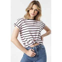 Biało-Różowy T-shirt Tanianea. Różowe bluzki damskie Born2be, s, w paski, z okrągłym kołnierzem. Za 29,99 zł.