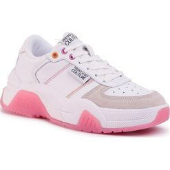 Sneakersy VERSACE JEANS COUTURE - E0VVBSF8 71522 003. Białe półbuty damskie Versace Jeans Couture, z jeansu. W wyprzedaży za 489,00 zł.