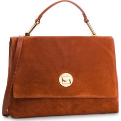 Torebka COCCINELLE - DD1 Liya Suede E1 DD1 18 01 01 Mars Dust/Ma. Du P07. Pomarańczowe torebki klasyczne damskie marki Coccinelle, bez wzorów, ze skóry, klasyczne, bez dodatków. Za 1499,90 zł.