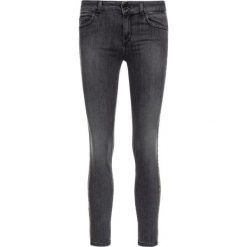 Jeansy Slim Fit Liu Jo U69001 D4366. Szare jeansy damskie Liu Jo. W wyprzedaży za 409,00 zł.