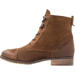 KIOMI Ankle boot brown. Pomarańczowe botki damskie marki KIOMI, ze skóry, bez obcasa, bez zapięcia. Za 379,00 zł.