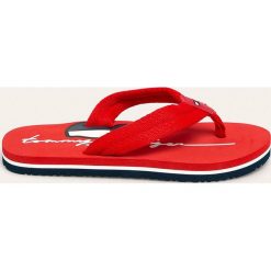 Tommy Hilfiger - Japonki dziecięce. Czerwone sandały dziewczęce TOMMY HILFIGER, z gumy, bez zapięcia. Za 119,90 zł.