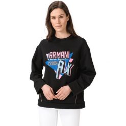Armani Exchange Bluza Czarny. Czarne bluzy damskie Armani Exchange, s, z nadrukiem, z bawełny, bez rękawów, bez kaptura. Za 571,95 zł.