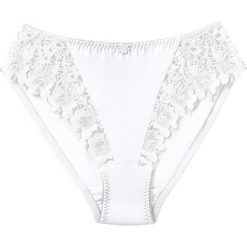 Figi bonprix biały. Białe figi bonprix, z haftami. Za 34,99 zł.
