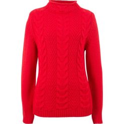 Sweter w warkocze, z golfem bonprix truskawkowy. Czerwone golfy damskie marki bonprix. Za 74,99 zł.