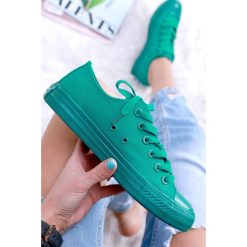 Trampki damskie MALIONA GREEN. Zielone buty sportowe damskie IVET, bez wzorów, z jeansu, bez zapięcia. W wyprzedaży za 79,00 zł.