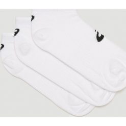 Asics Tiger - Skarpetki (3-pack). Białe skarpetki damskie marki Asics, z elastanu. W wyprzedaży za 29,90 zł.