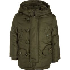 Polo Ralph Lauren MILITARY OUTERWEAR Płaszcz puchowy fall olive. Brązowe kurtki chłopięce marki Polo Ralph Lauren, z materiału. W wyprzedaży za 623,35 zł.