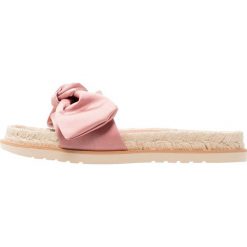 Klapki damskie: CTWLK TAIFUN Klapki maquillaje