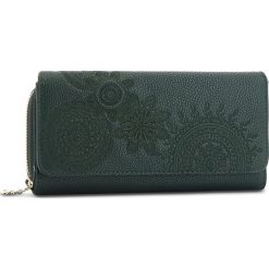 Duży Portfel Damski DESIGUAL - 18WAYP41 4000. Zielone portfele damskie Desigual, ze skóry ekologicznej. Za 249,90 zł.