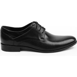 Półbuty męskie Łukbut. Czarne buty wizytowe męskie Łukbut, z aplikacjami, eleganckie, na sznurówki. Za 269,00 zł.