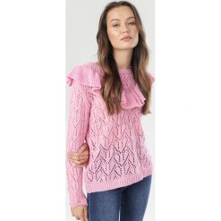 Różowy Sweter Brizyra. Różowe swetry damskie Born2be, uniwersalny, bez wzorów, bez rękawów, bez kaptura. Za 119,99 zł.