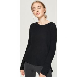 Sweter z wiązaniem - Czarny. Czarne swetry klasyczne damskie Sinsay, l. Za 59,99 zł.