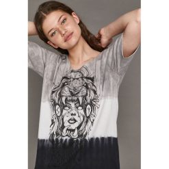 Medicine - T-shirt by J. Kowalski, Tattoo Konwent. Szare bluzki damskie MEDICINE, s, z nadrukiem, z bawełny, z okrągłym kołnierzem. Za 59,90 zł.