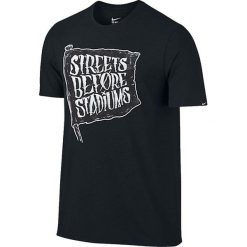 Nike Koszulka męska Football Verbiage Tee czarna r. L (832869 010). Czarne koszulki sportowe męskie Nike, l. Za 86,33 zł.