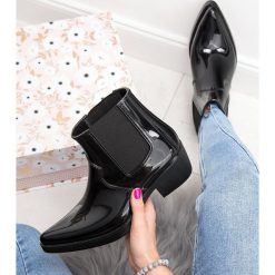 Kalosze damskie Belle Women 5286 Czarne. Czarne kalosze damskie BELLE WOMEN, bez wzorów, z tkaniny. Za 119,00 zł.