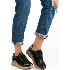 WIĄZANE TRAMPKI. Czarne trampki i tenisówki damskie marki Bestelle. Za 65,90 zł.