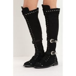 Czarne Zamszowe Kozaki Tainted Love. Czarne buty zimowe damskie Born2be, z zamszu, przed kolano, na wysokim obcasie, na obcasie. Za 104,99 zł.