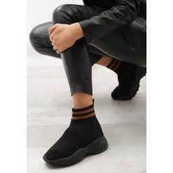 Czarno-Brązowe Sneakersy Breves. Czarne sneakersy damskie Born2be. Za 79,99 zł.