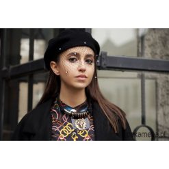 Beret Paris. Czarne czapki damskie Pakamera, bez wzorów, z wełny. Za 120,00 zł.