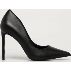 Steve Madden - Szpilki Vala. Czerwone szpilki Steve Madden, bez wzorów, ze skóry ekologicznej, bez obcasa, na obcasie, bez zapięcia. Za 429,90 zł.