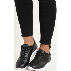 Czarne Buty Sportowe Top Secret. Czarne topy damskie Born2be, bez wzorów, z tkaniny, bez rękawów. Za 69,99 zł.