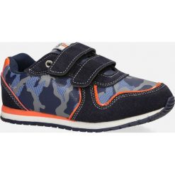 Granatowe buty sportowe na rzep casu 20t2/m. Buty chłopięce sportowe Casu, bez zapięcia. Za 49,99 zł.