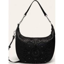 Desigual - Torebka. Szare listonoszki damskie Desigual, w paski, z poliesteru, na ramię, bez dodatków. W wyprzedaży za 179,90 zł.