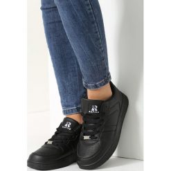 Czarne Buty Sportowe Water Meloon. Czarne buty sportowe damskie vices, bez wzorów, sportowe. Za 79,99 zł.