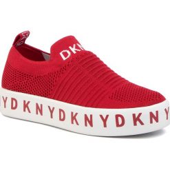 Sneakersy DKNY - Brea K4941337 Knit Red/Red. Czerwone półbuty damskie DKNY, ze skóry ekologicznej. Za 599,00 zł.