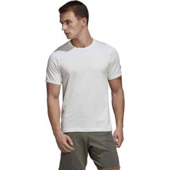 MĘSKA KOSZULKA FREELIFT 360 PRIMEKNIT FLW (L). Białe koszulki męskie Adidas, m, bez wzorów, z dzianiny, bez kołnierzyka, bez rękawów. W wyprzedaży za 169,99 zł.