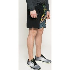Reebok - Szorty. Czarne spodenki sportowe męskie marki Reebok, s, z elastanu, sportowe. W wyprzedaży za 119,90 zł.