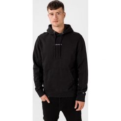 Calvin Klein Bluza Czarny. Czarne bluzy męskie Calvin Klein, m, z haftami, z bawełny, bez kołnierzyka, bez rękawów, bez kaptura. Za 445,95 zł.