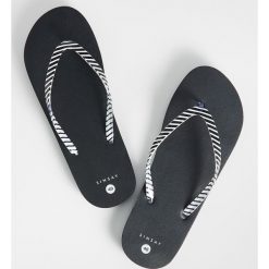 Klapki - Biały. Białe klapki damskie Sinsay, bez wzorów, bez obcasa. Za 14,99 zł.