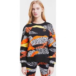 Puma Classics Graphics Crew Bluza Czarny Biały Pomarańczowy. Pomarańczowe bluzy damskie Puma, s, bez wzorów, z bawełny, bez rękawów, bez kaptura. Za 309,95 zł.