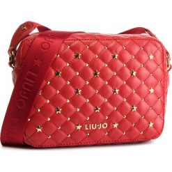 Torebka LIU JO - S Crossbody A19079 E0002 Chili Pepper 91761. Czerwone torebki klasyczne damskie Liu Jo, bez wzorów, ze skóry ekologicznej, bez dodatków. W wyprzedaży za 299,00 zł.