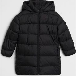 Mango Kids - Kurtka dziecięca Amerlong. Żółte kurtki chłopięce Mango Kids, bez wzorów, z poliesteru, krótkie, z kapturem. Za 139,90 zł.