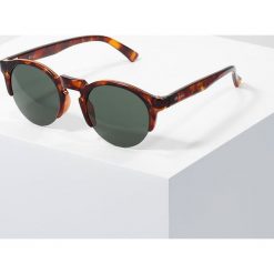 MR.BOHO BORN Okulary przeciwsłoneczne braun. Brązowe okulary przeciwsłoneczne damskie marki MR.BOHO. W wyprzedaży za 239,20 zł.