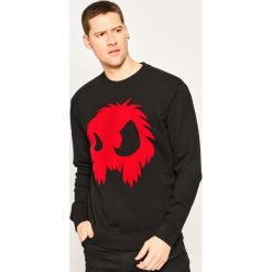 Bluza MCQ Alexander McQueen 545415 ROT31 1091. Czarne bluzy męskie McQ Alexander McQueen, m, bez wzorów, z bawełny, bez kołnierzyka, bez rękawów, bez kaptura. W wyprzedaży za 679,00 zł.