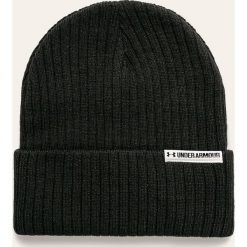 Under Armour - Czapka. Czarne czapki damskie Under Armour, na zimę, bez wzorów, z dzianiny. W wyprzedaży za 59,90 zł.