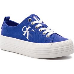 Tenisówki CALVIN KLEIN JEANS - Zolah R0673 Nautical Blue. Niebieskie półbuty damskie Calvin Klein Jeans, bez wzorów, z jeansu, bez zapięcia. W wyprzedaży za 289,00 zł.