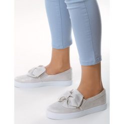 Szare Slip On Rough Out. Szare trampki i tenisówki damskie Born2be, bez wzorów, bez zapięcia. W wyprzedaży za 49,99 zł.