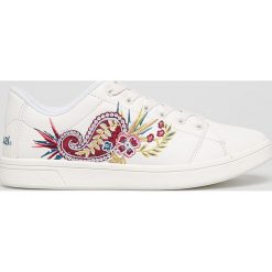 Desigual Sport - Buty. Białe buty sportowe damskie Desigual Sport, bez wzorów, z gumy, sportowe. Za 299,90 zł.