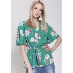 Zielona Bluzka Hey Angel. Zielone bluzki damskie marki other, bez wzorów, bez kołnierzyka, z krótkim rękawem. Za 69,99 zł.
