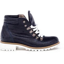 Botki - skóra naturalna - model 476 - kolor granatowy łapki. Niebieskie botki damskie Zapato, na zimę, z jeansu, eleganckie, za kostkę, bez obcasa, na obcasie, na sznurówki. Za 399,00 zł.