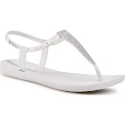 Sandały IPANEMA - Class Pop Sandal 82683 Grey/Glitter Grey 24986. Szare klapki damskie Ipanema, bez wzorów, z tworzywa sztucznego, bez obcasa. W wyprzedaży za 99,00 zł.
